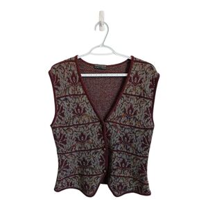 Vintage Dressage Burgundy Patterned Knit Vest Small Med Grandmacore Cottagecore
